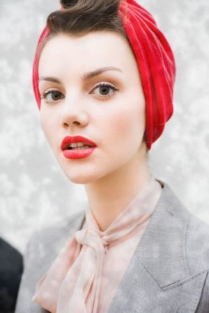 Luscious red headscarf - how to wear.jpg